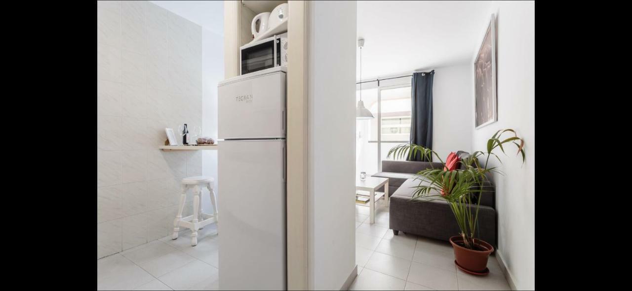 Appartement Playa Nieves à Puerto De Naos Extérieur photo